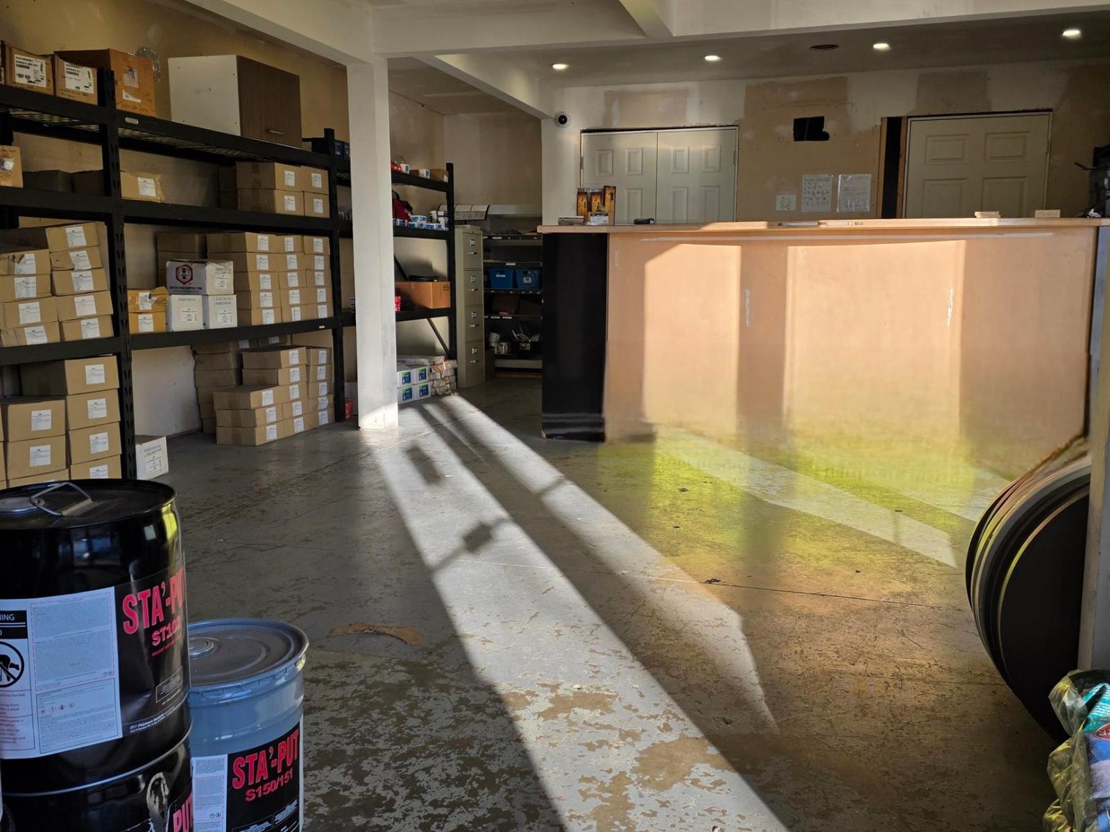 












10 13550 77 AVENUE

,
Surrey,




British Columbia
V3W6Y3

