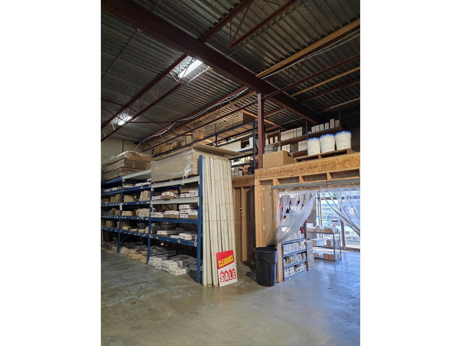 












10 13550 77 AVENUE

,
Surrey,




British Columbia
V3W6Y3

