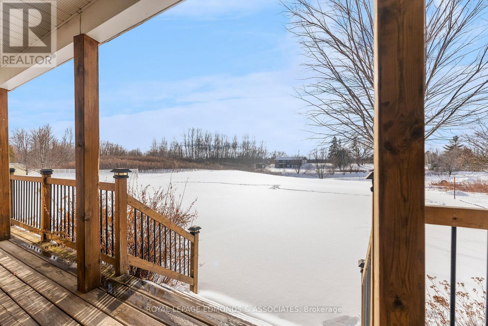 












17 MINTO STREET

,
Whitewater Region,




Ontario
K0J1C0

