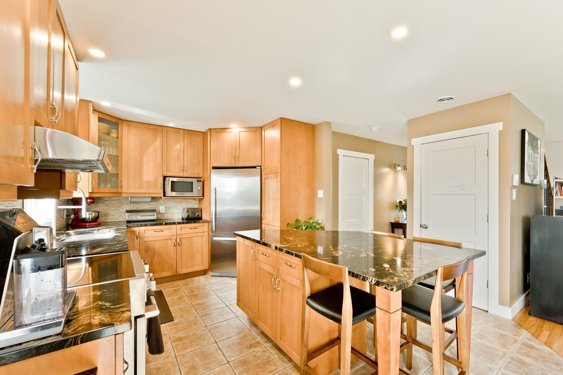 









3270


Rue Marika

,
Sherbrooke (Fleurimont),




QC
J1G5H4

