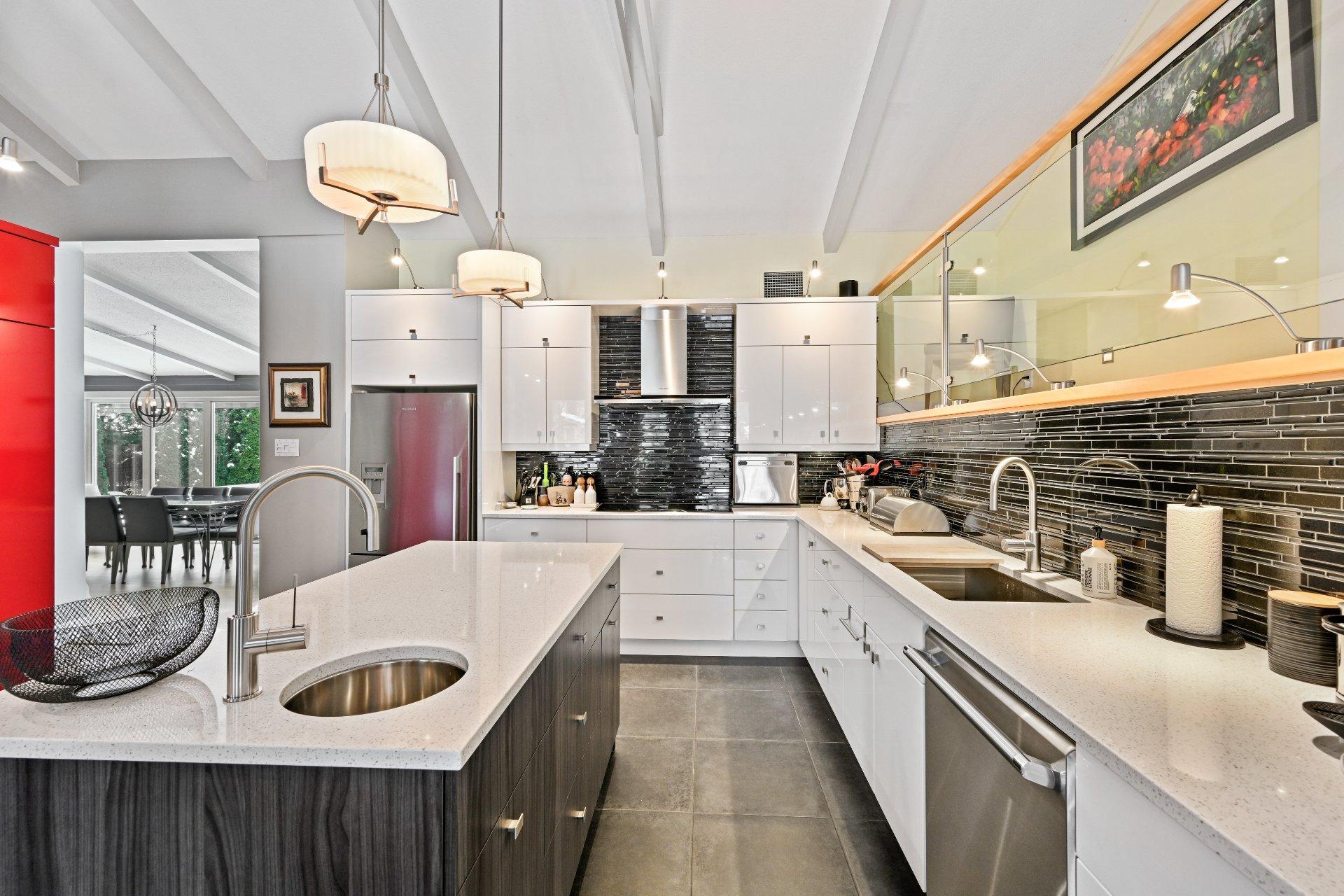 









269


Rue des Bois

,
Saint-Jean-sur-Richelieu,




QC
J3B3S3

