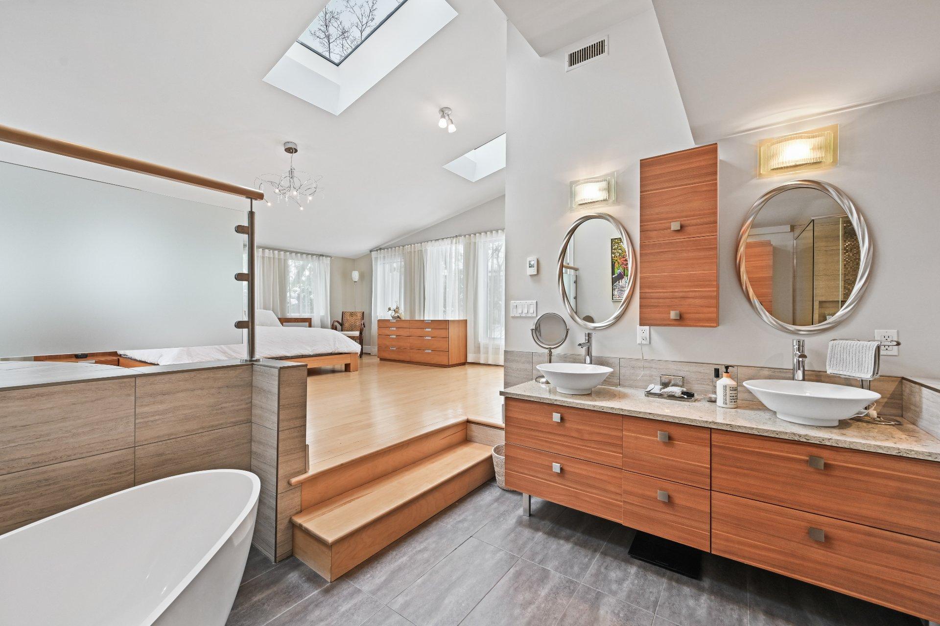 









269


Rue des Bois

,
Saint-Jean-sur-Richelieu,




QC
J3B3S3

