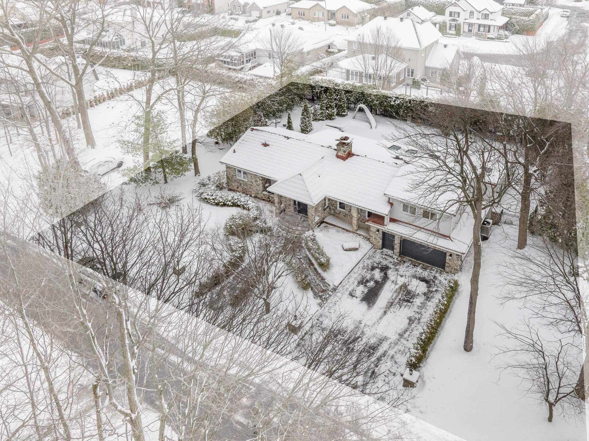 









269


Rue des Bois

,
Saint-Jean-sur-Richelieu,




QC
J3B3S3

