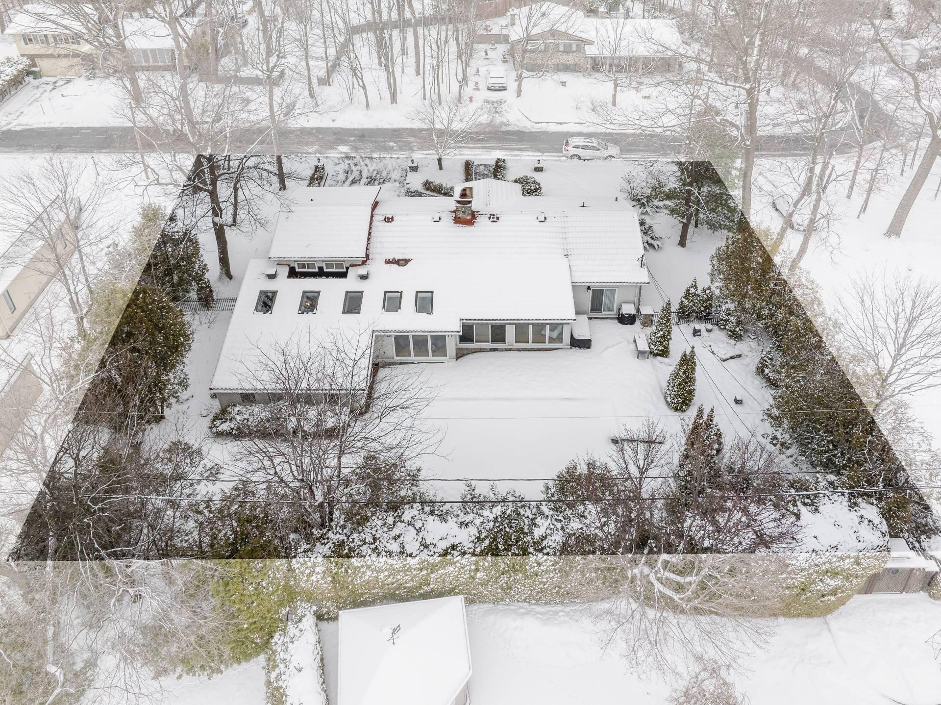 









269


Rue des Bois

,
Saint-Jean-sur-Richelieu,




QC
J3B3S3

