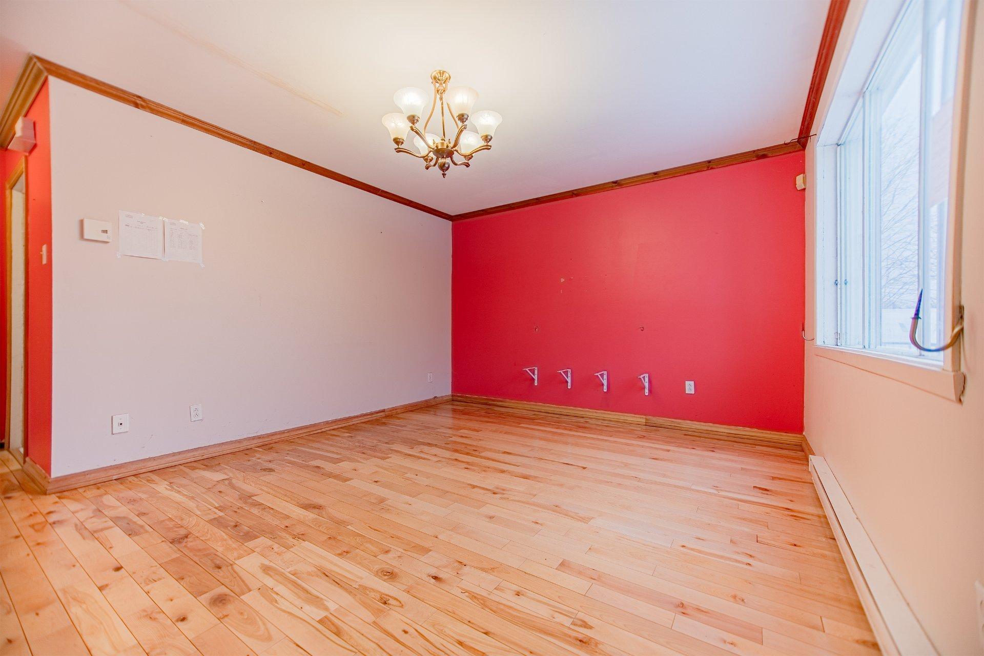 









332

 - 334


Rue Briggs E.

,
Longueuil (Le Vieux-Longueuil),




QC
J4J1R7

