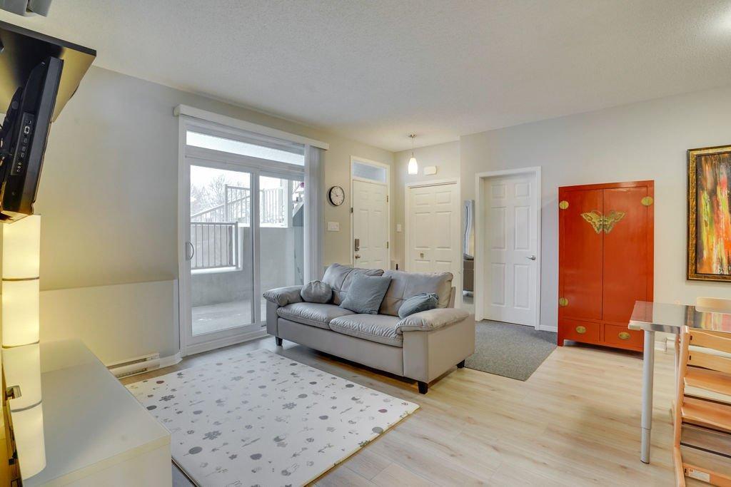 









14


Rue des Alluchons

, 1,
Gatineau (Aylmer),




QC
J9J0V5

