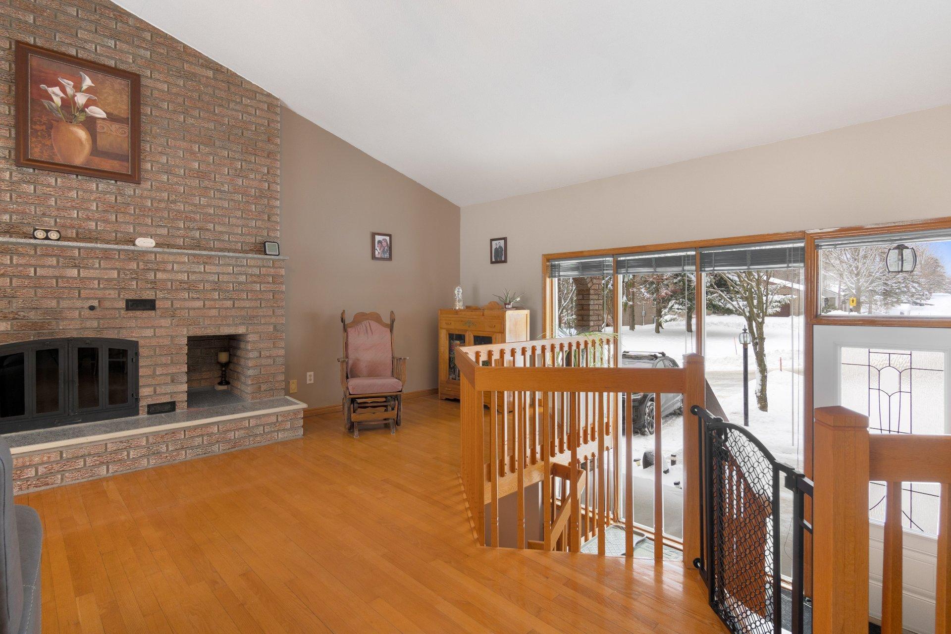 









2105


Rue Lamartine

,
Sherbrooke (Les Nations),




QC
J1J4E3

