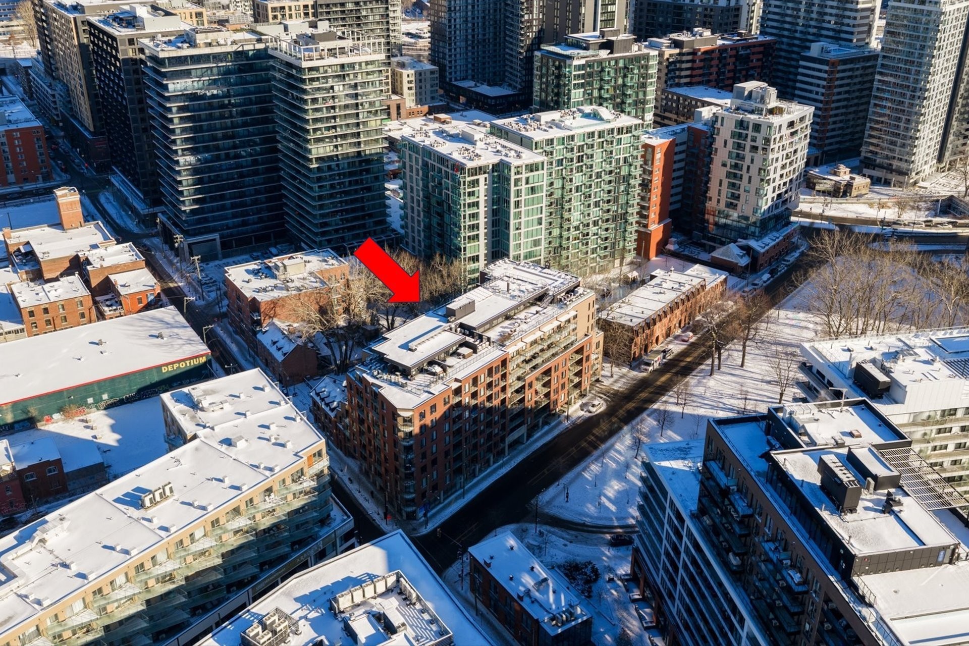 









225


Rue de la Montagne

, 222,
Montréal (Le Sud-Ouest),




QC
H3C2A6

