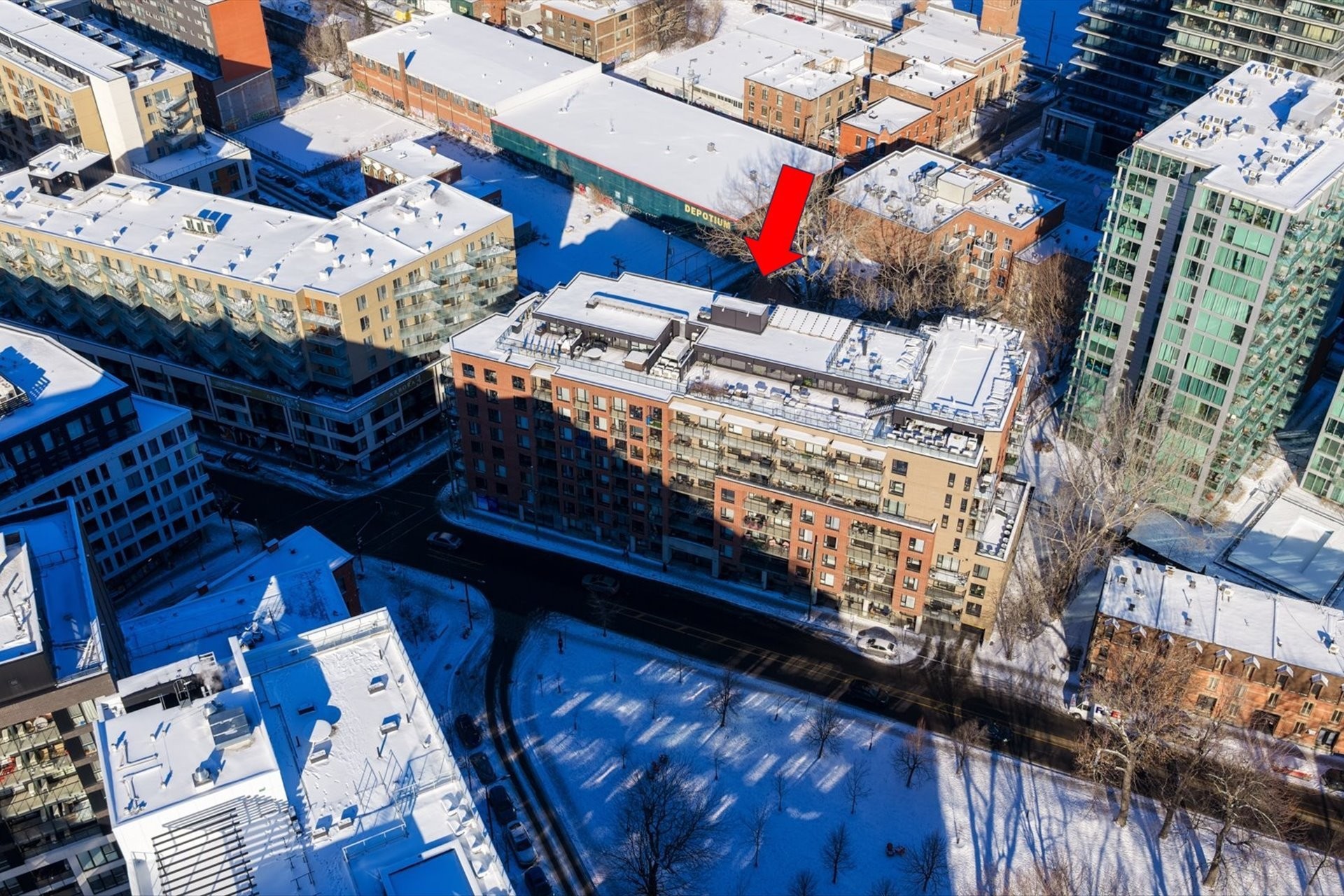 









225


Rue de la Montagne

, 222,
Montréal (Le Sud-Ouest),




QC
H3C2A6

