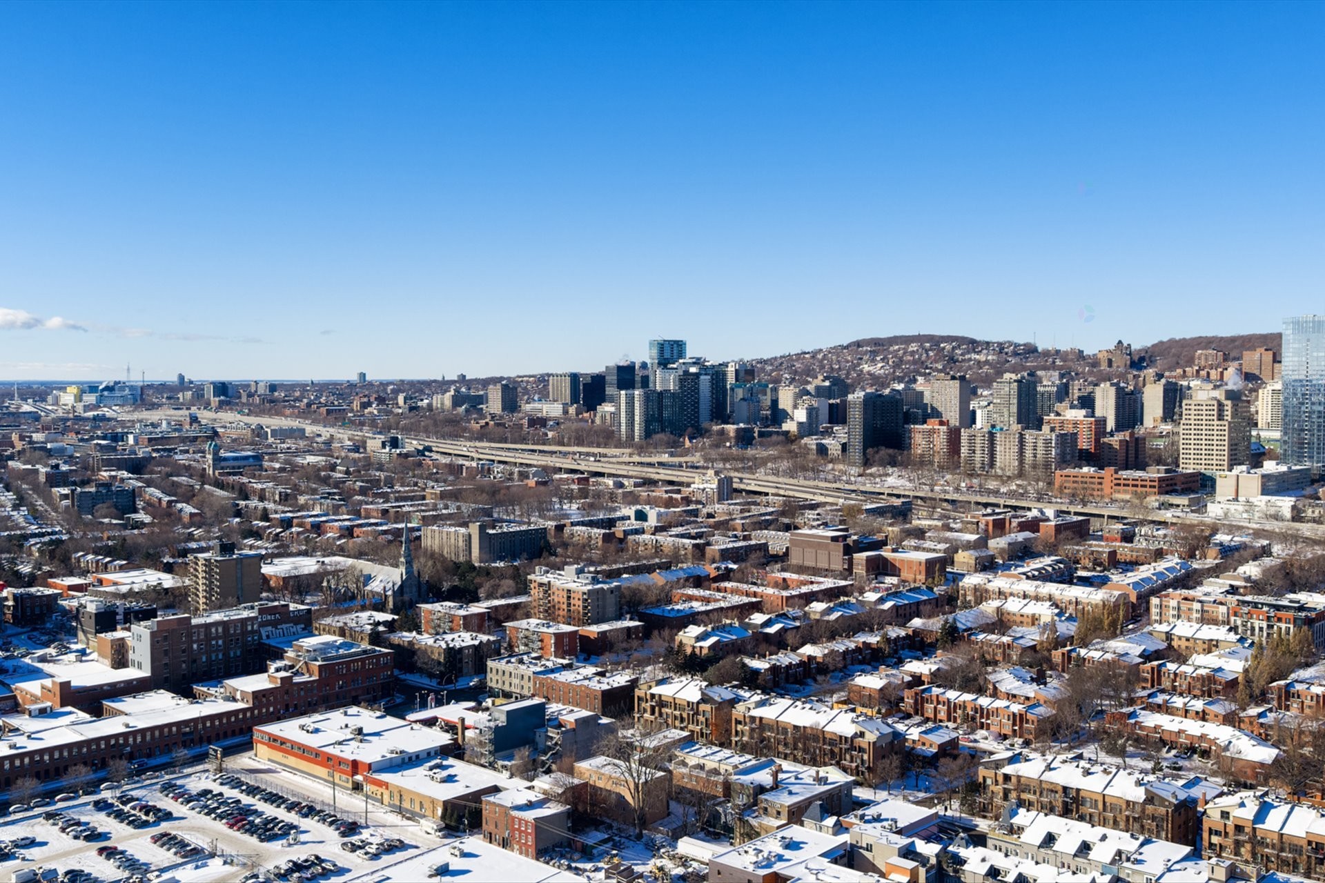 









225


Rue de la Montagne

, 222,
Montréal (Le Sud-Ouest),




QC
H3C2A6

