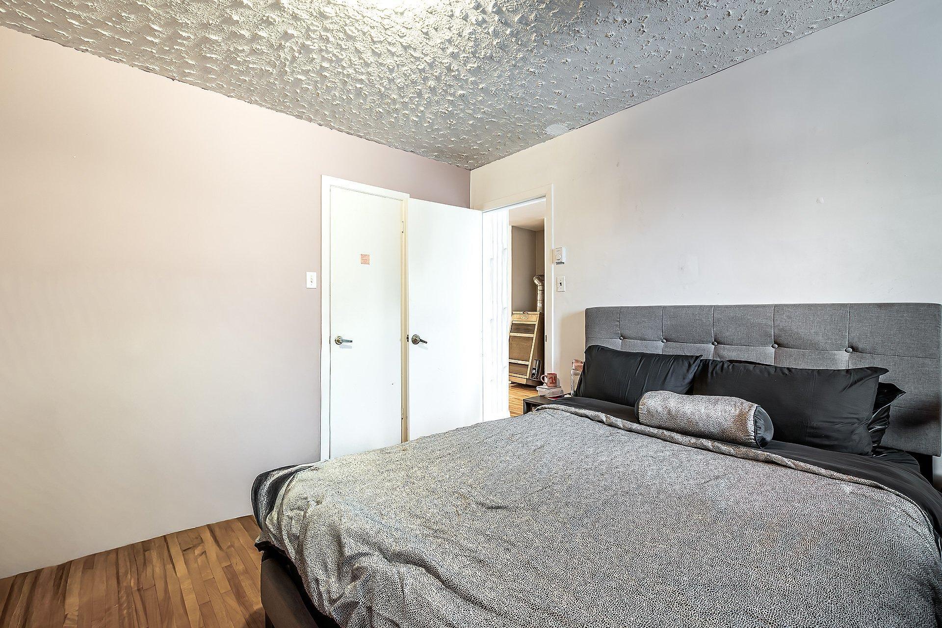 









2451


Rue Monsabré

,
Montréal (Mercier/Hochelaga-Maisonneuve),




QC
H1N2K5

