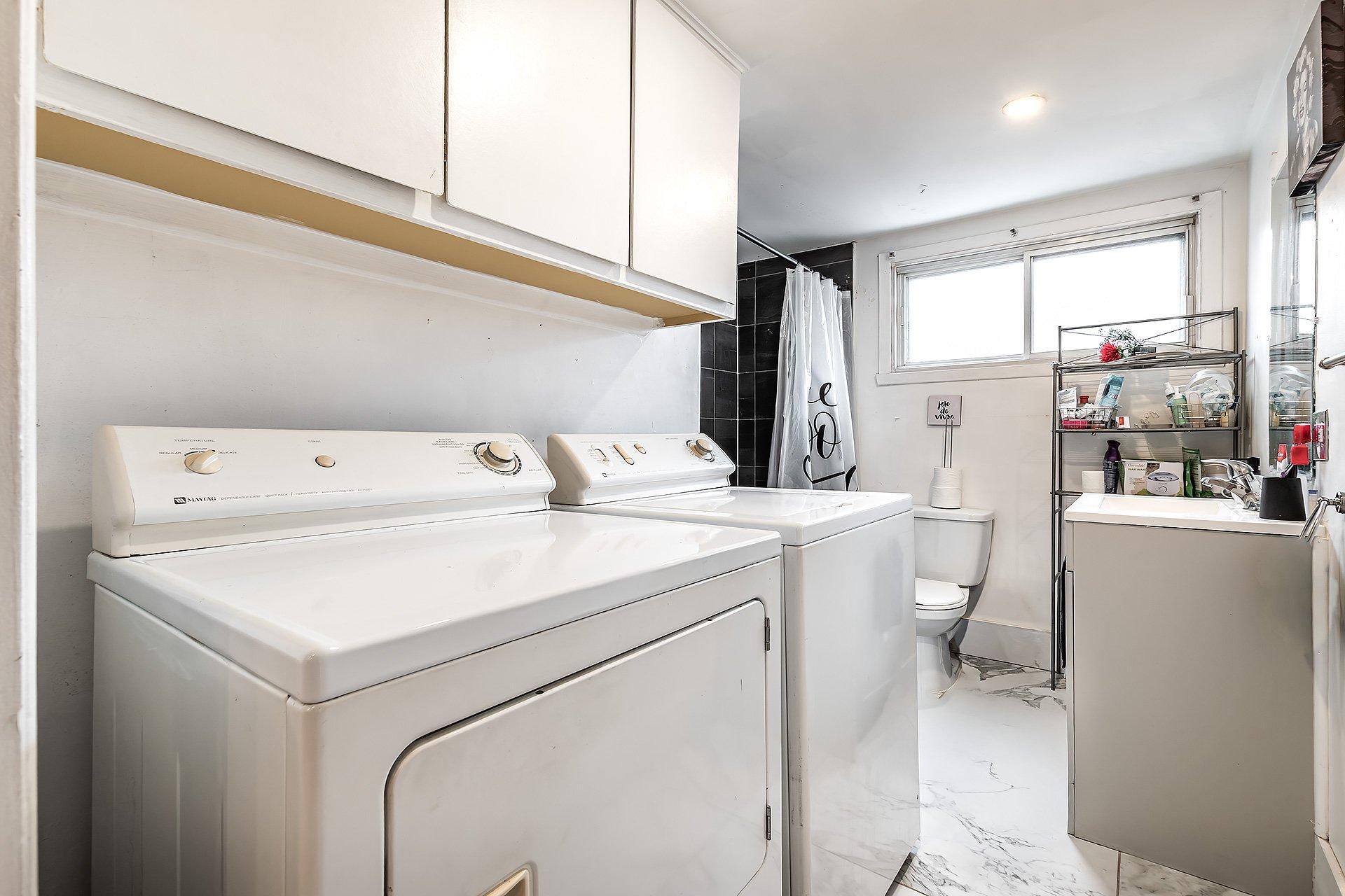 









2451


Rue Monsabré

,
Montréal (Mercier/Hochelaga-Maisonneuve),




QC
H1N2K5

