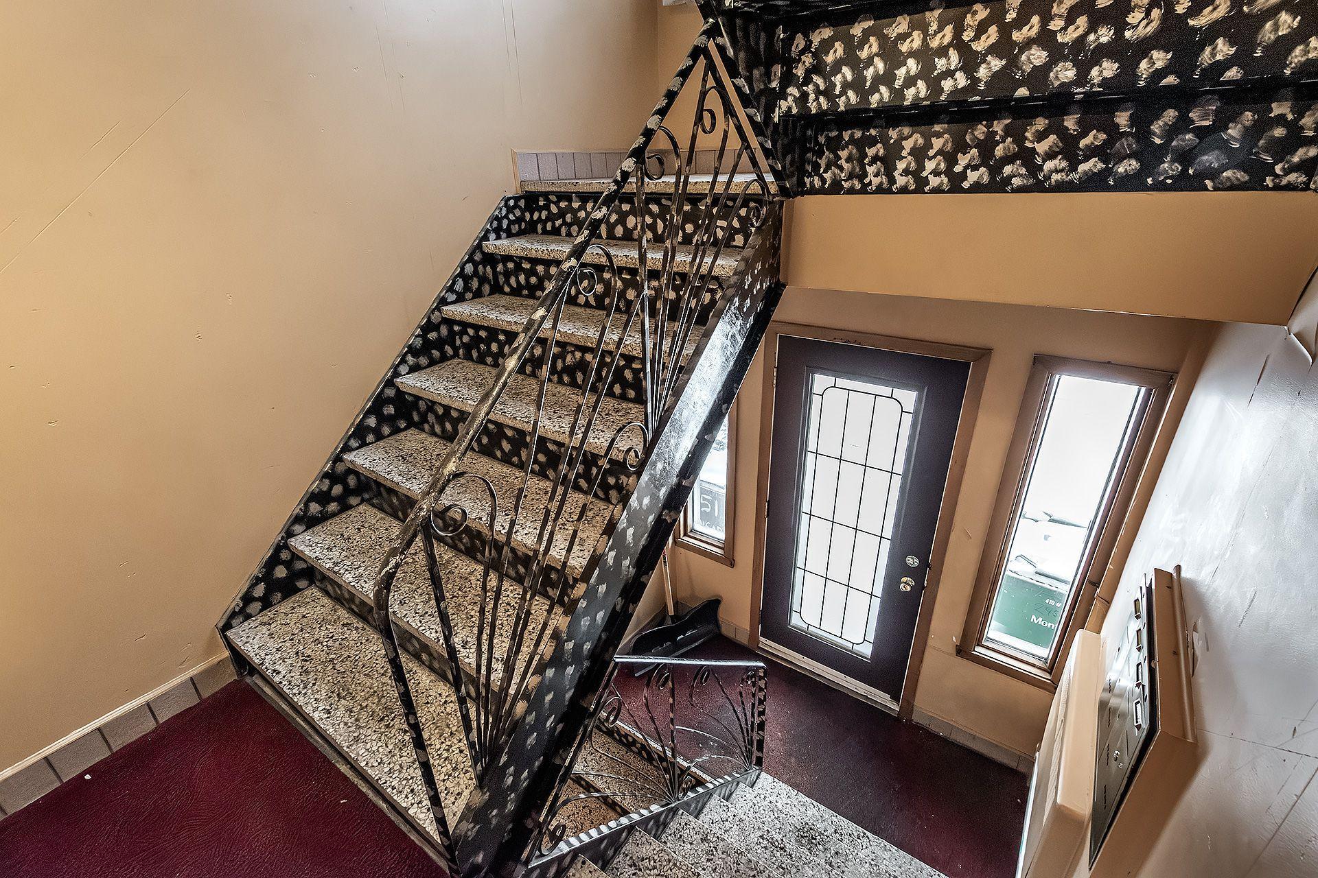 









2451


Rue Monsabré

,
Montréal (Mercier/Hochelaga-Maisonneuve),




QC
H1N2K5

