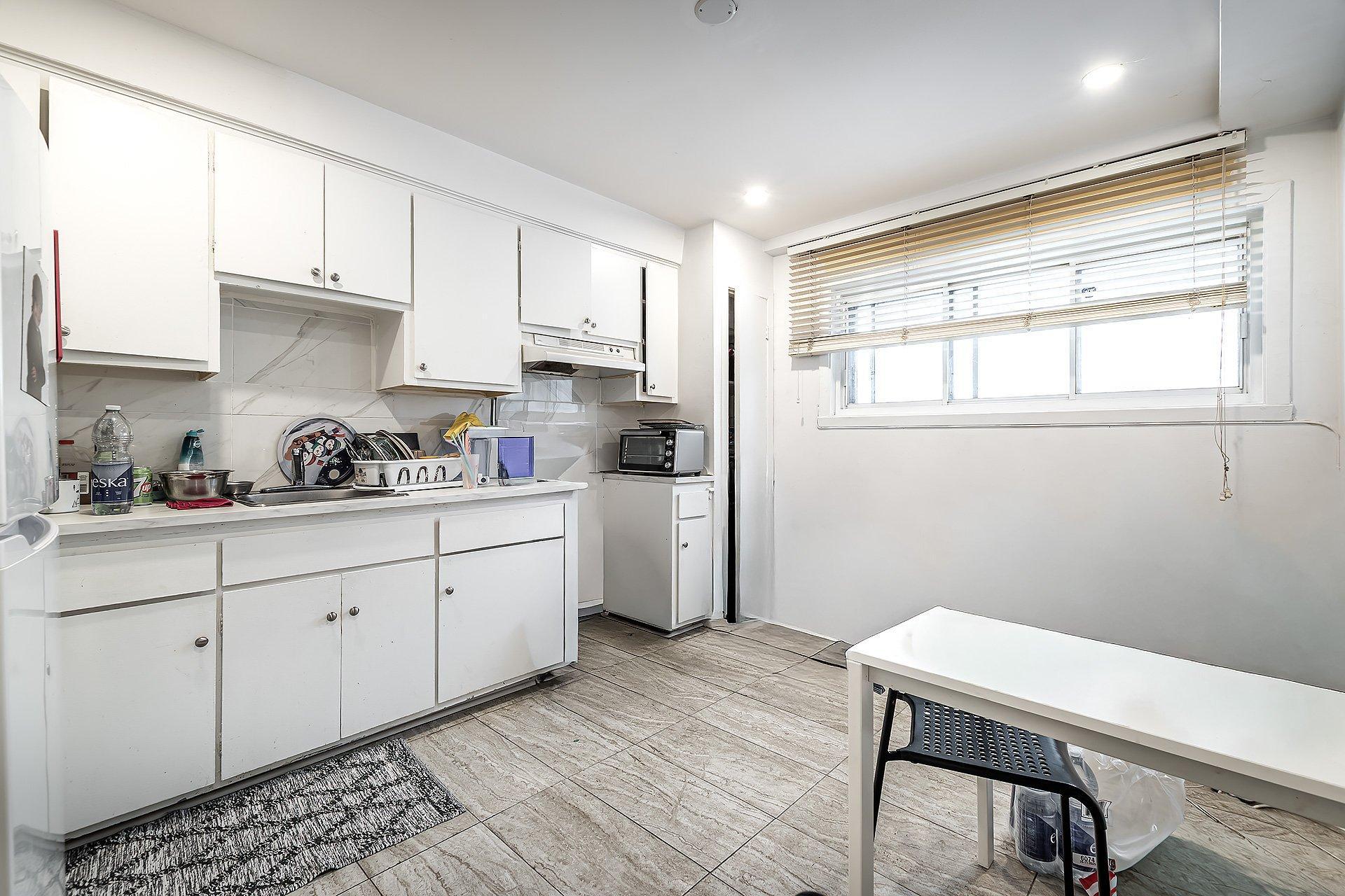 









2451


Rue Monsabré

,
Montréal (Mercier/Hochelaga-Maisonneuve),




QC
H1N2K5

