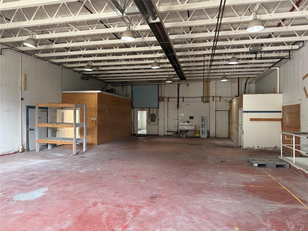 









711


Radio

Avenue, 4,
Nelson,




BC
V1L 3L2

