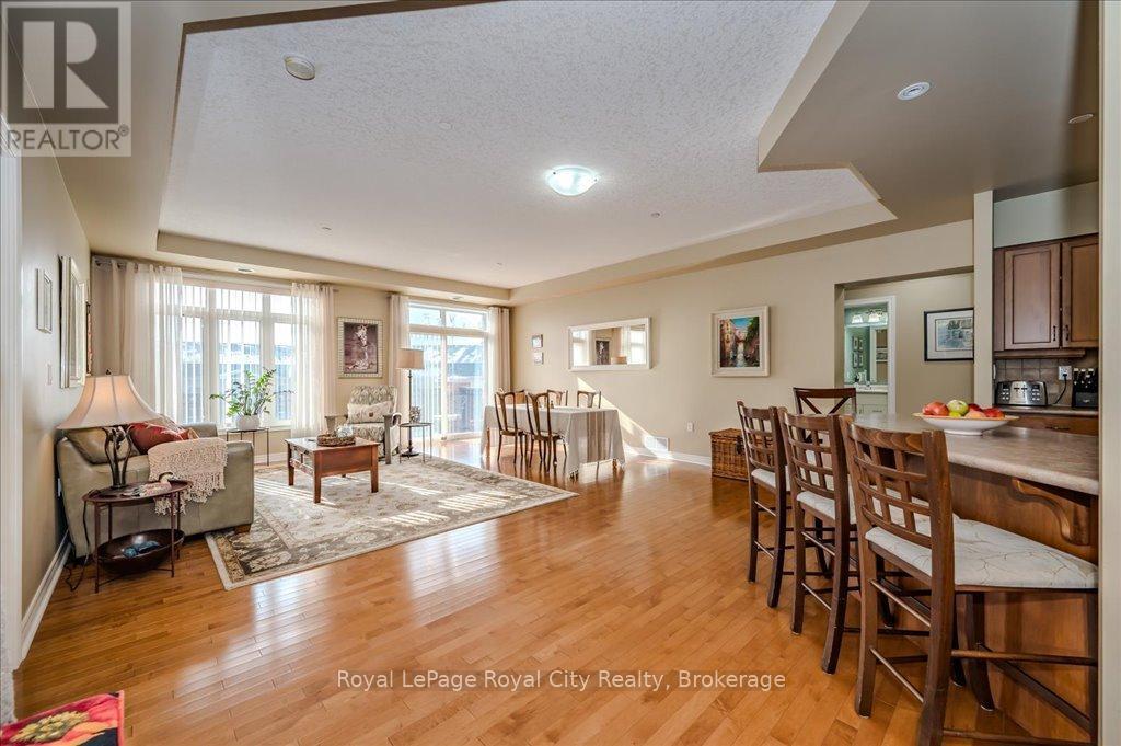 












401 - 65 BAYBERRY DRIVE

,
Guelph (Village By The Arboretum),




Ontario
N1G5K9

