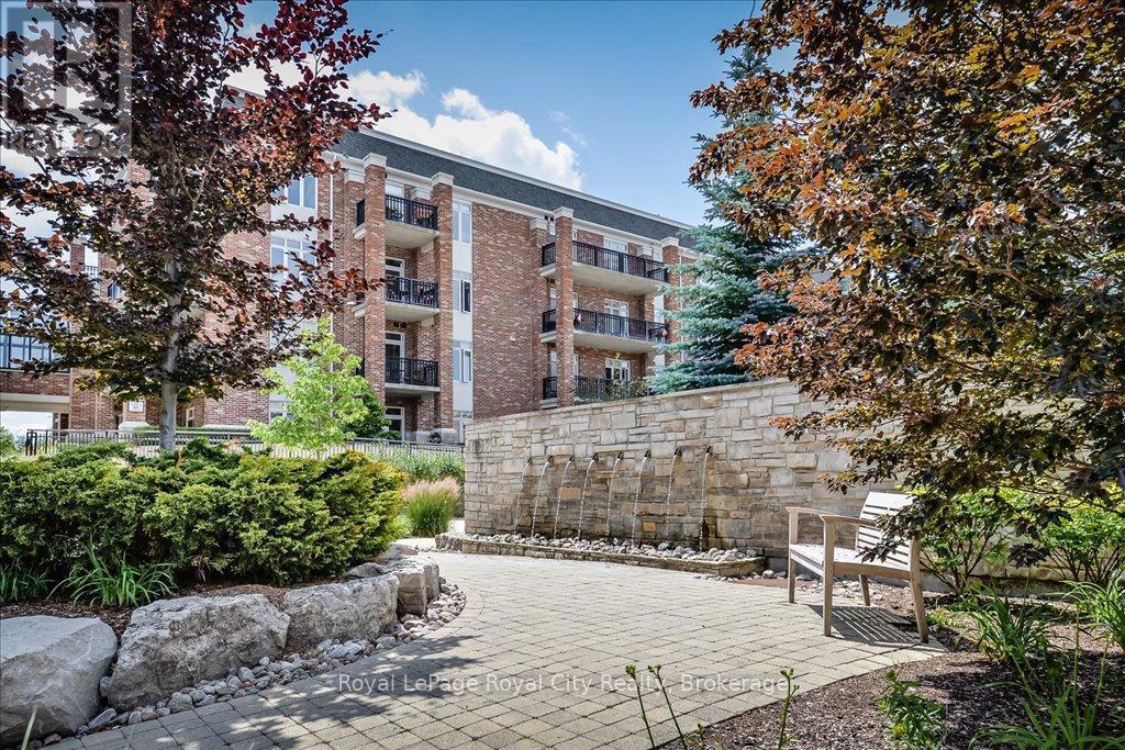 












401 - 65 BAYBERRY DRIVE

,
Guelph (Village By The Arboretum),




Ontario
N1G5K9


