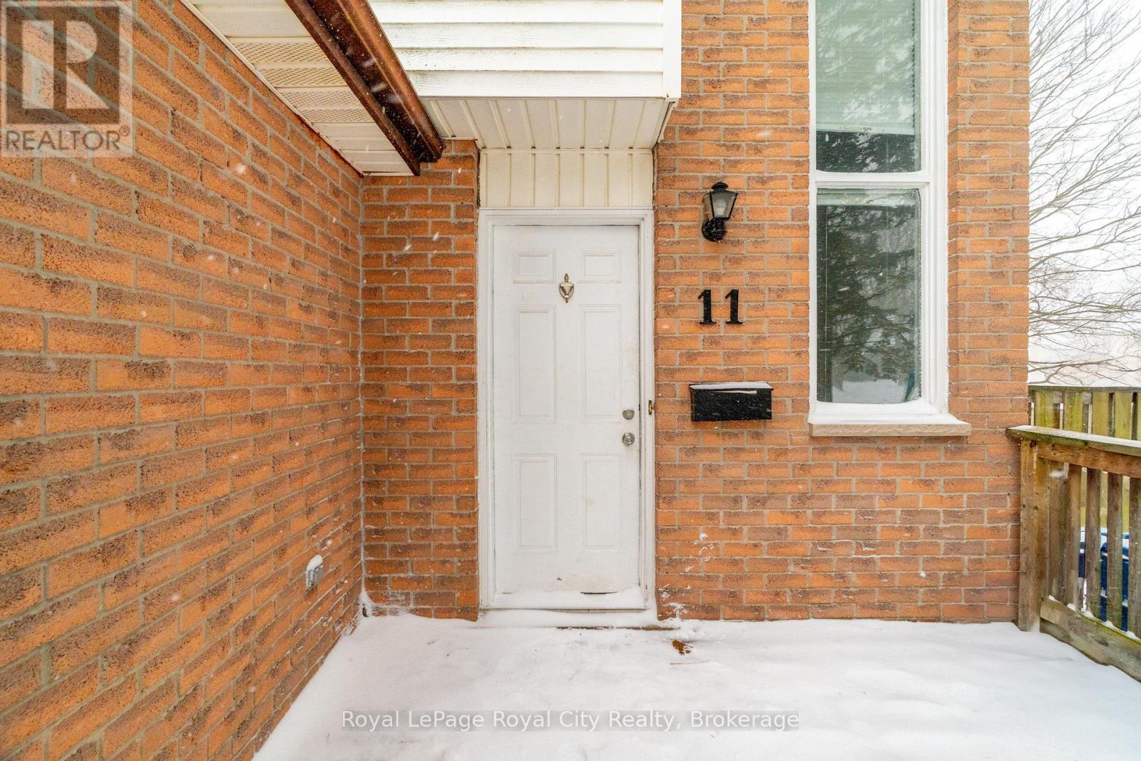 












11 SAGEWOOD PLACE

,
Guelph (Kortright West),




Ontario
N1G3M8

