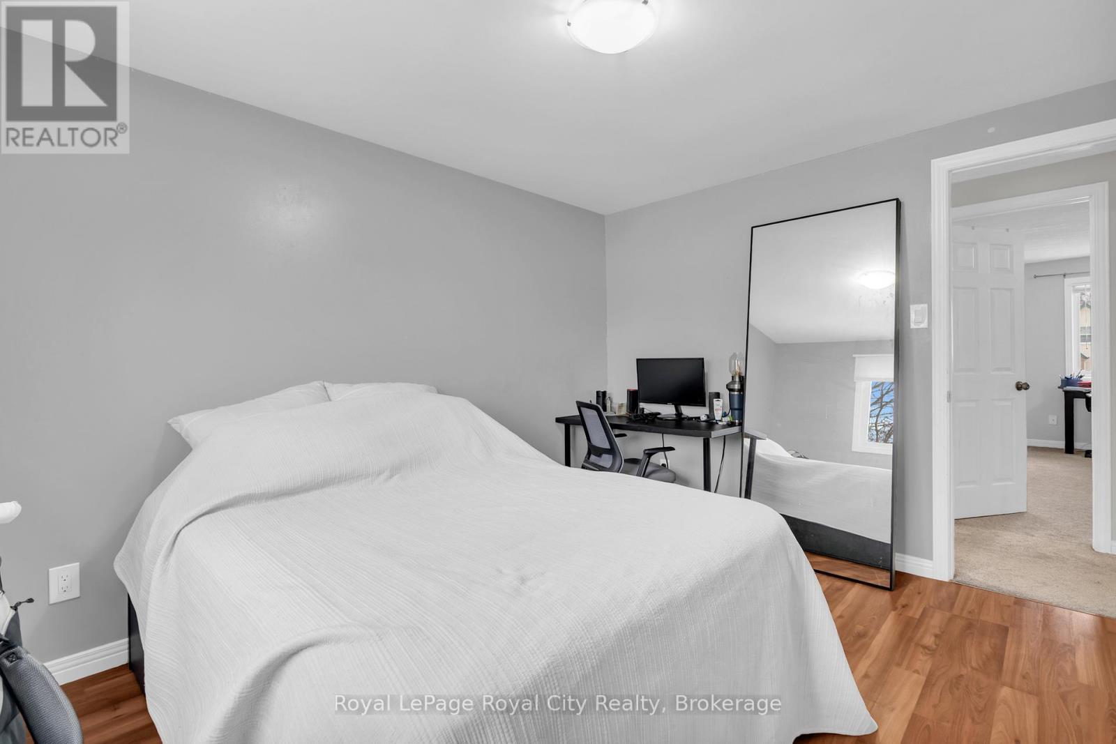 












11 SAGEWOOD PLACE

,
Guelph (Kortright West),




Ontario
N1G3M8

