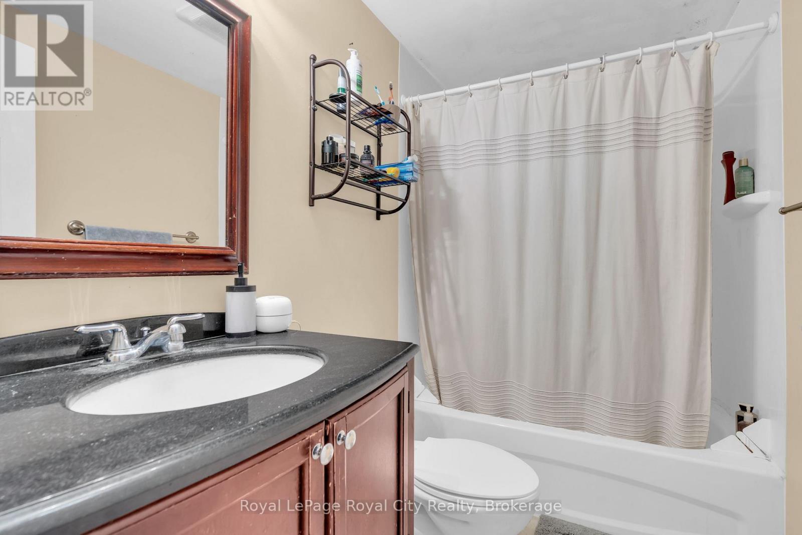 












11 SAGEWOOD PLACE

,
Guelph (Kortright West),




Ontario
N1G3M8

