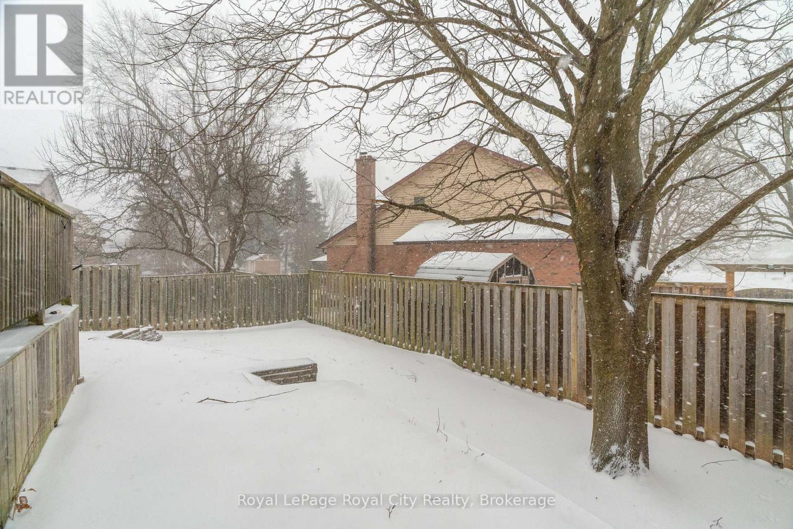 












11 SAGEWOOD PLACE

,
Guelph (Kortright West),




Ontario
N1G3M8

