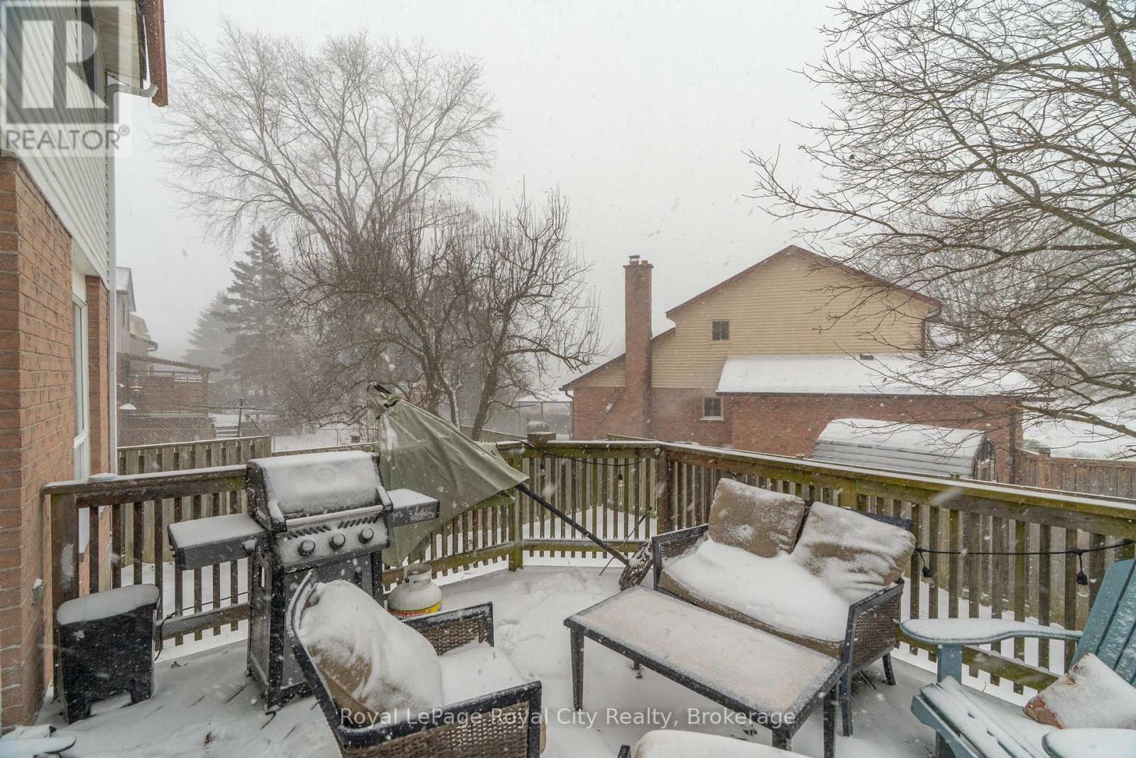 












11 SAGEWOOD PLACE

,
Guelph (Kortright West),




Ontario
N1G3M8

