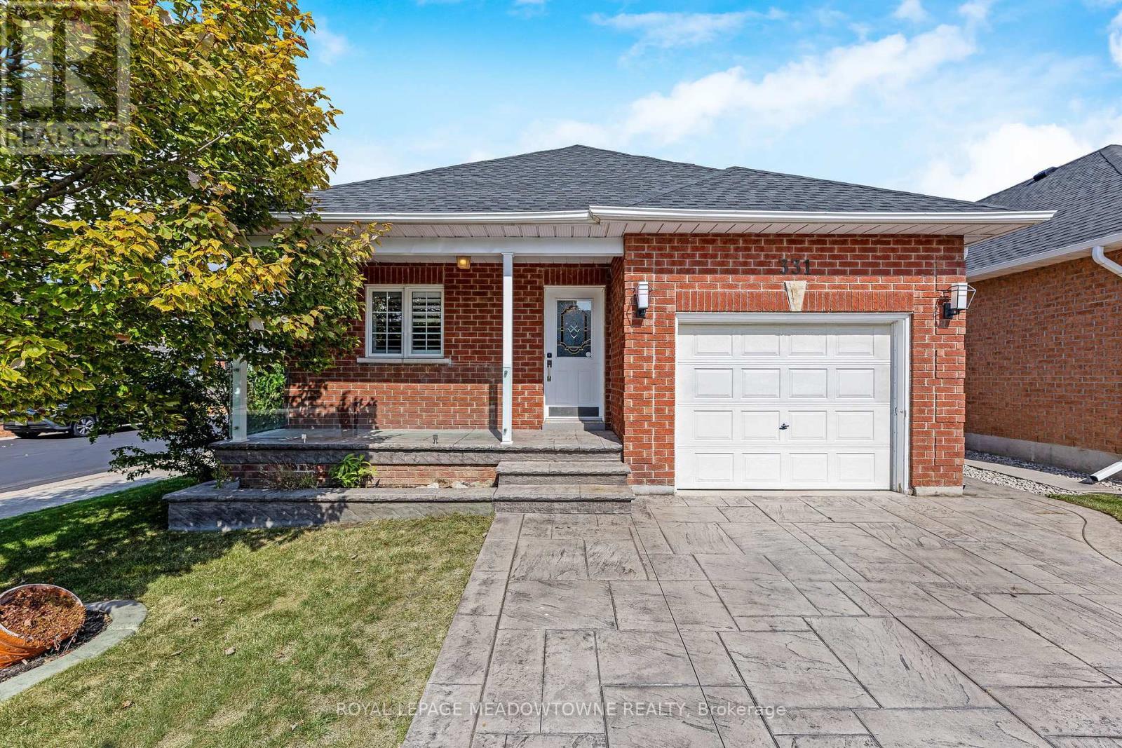 












331 CENTENNIAL FOREST DRIVE

,
Milton (TM Timberlea),




Ontario
L9T5X4

