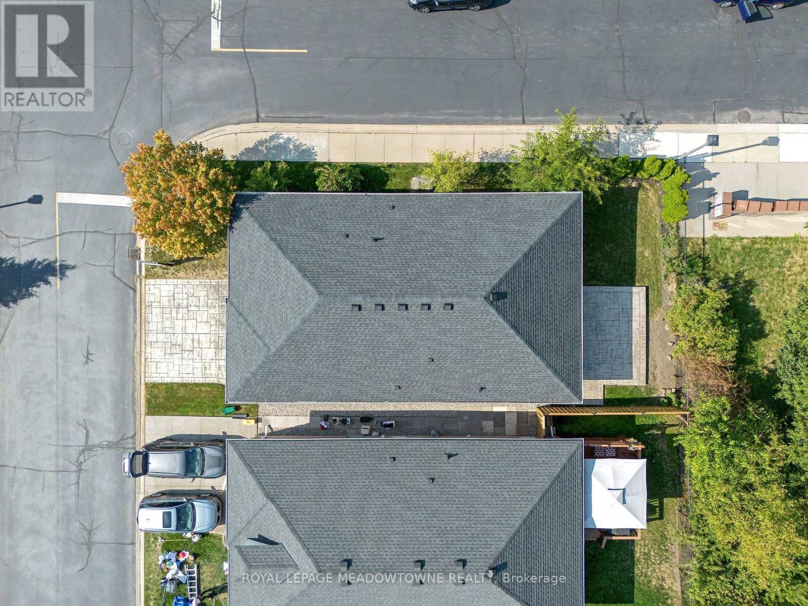 












331 CENTENNIAL FOREST DRIVE

,
Milton (TM Timberlea),




Ontario
L9T5X4

