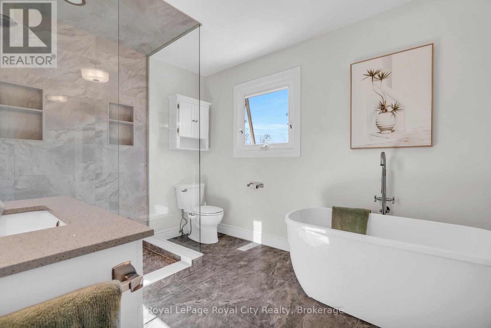 












1548 TROIKA COURT

,
Mississauga (Lorne Park),




Ontario
L5J4C4

