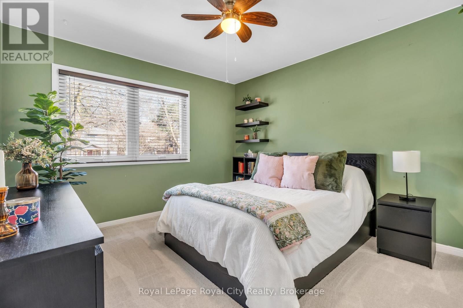 












1548 TROIKA COURT

,
Mississauga (Lorne Park),




Ontario
L5J4C4

