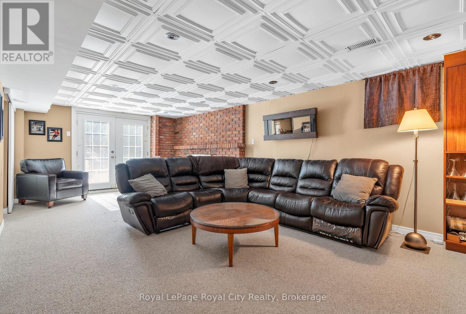 












1548 TROIKA COURT

,
Mississauga (Lorne Park),




Ontario
L5J4C4

