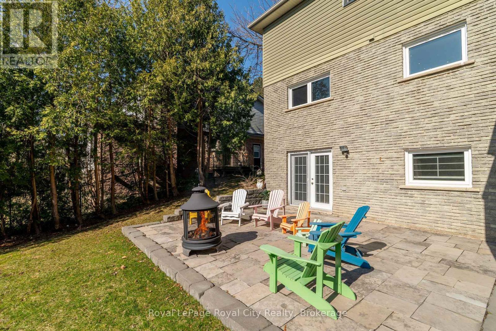 












1548 TROIKA COURT

,
Mississauga (Lorne Park),




Ontario
L5J4C4

