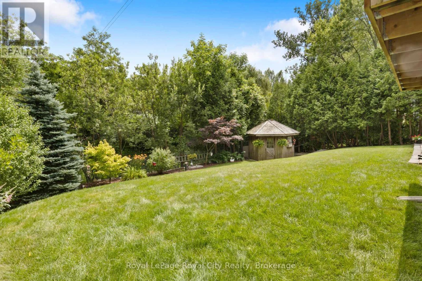 












1548 TROIKA COURT

,
Mississauga (Lorne Park),




Ontario
L5J4C4

