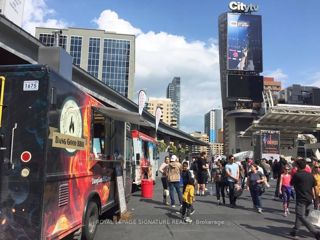 









4


Greenwood

Avenue,
Toronto,




ON
M4L 2P4

