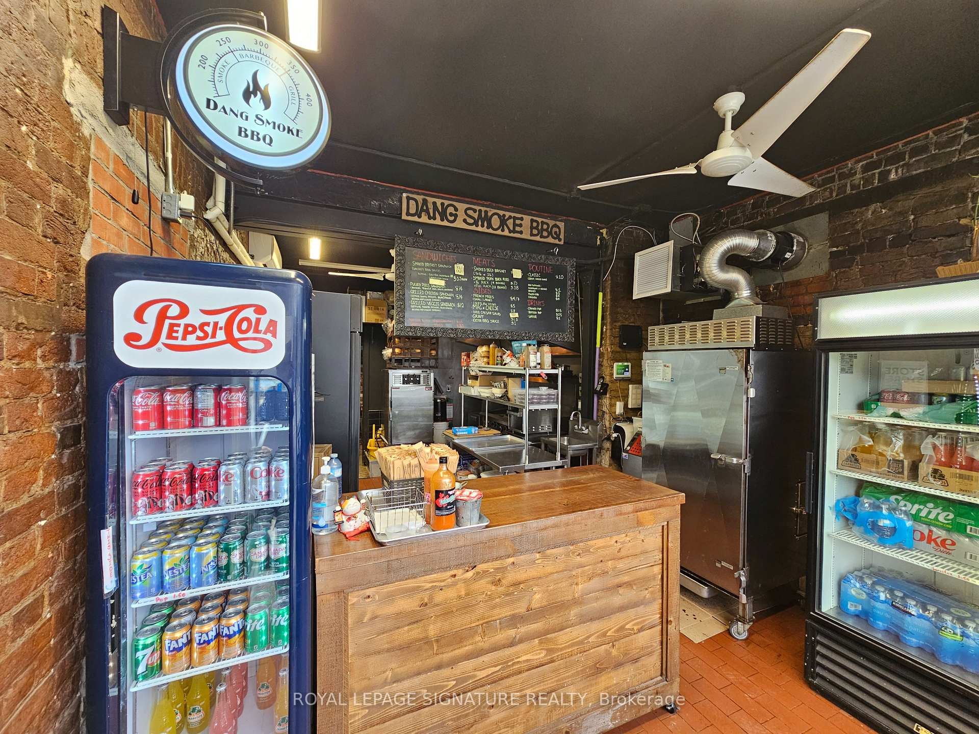 









4


Greenwood

Avenue,
Toronto,




ON
M4L 2P4

