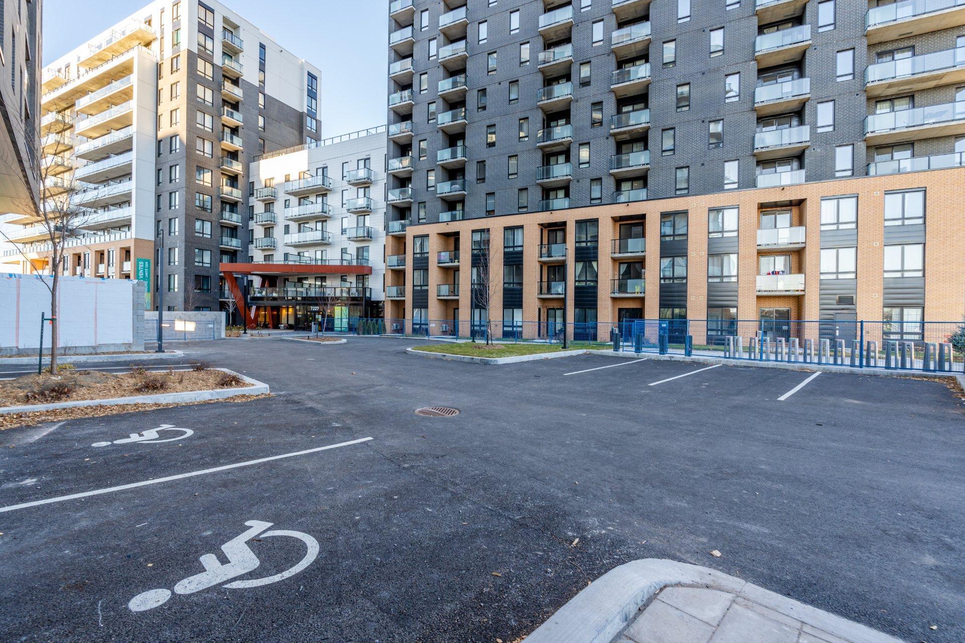 









7227


Boul. Newman

, 112,
Montréal (LaSalle),




QC
H8N0H7

