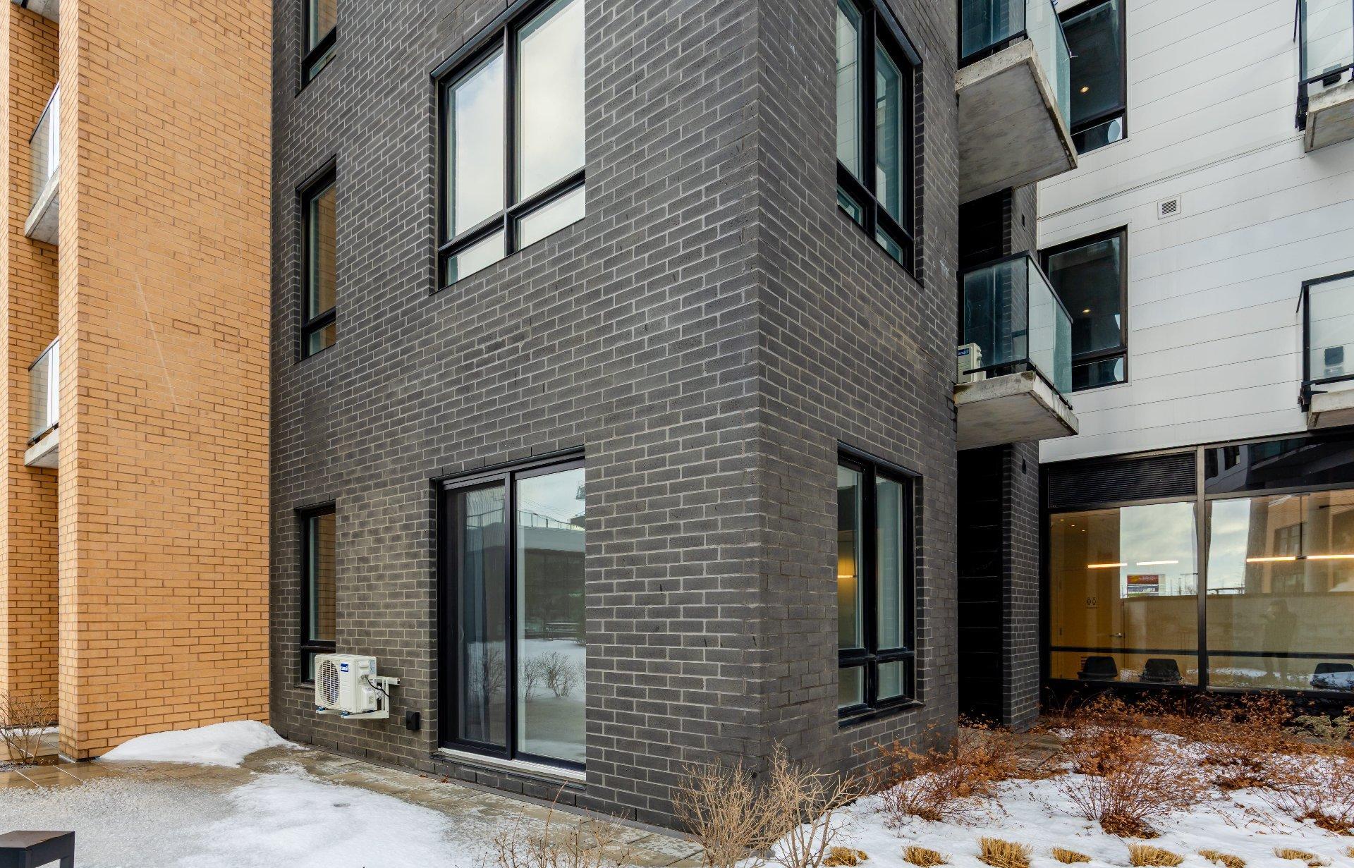 









7227


Boul. Newman

, 112,
Montréal (LaSalle),




QC
H8N0H7

