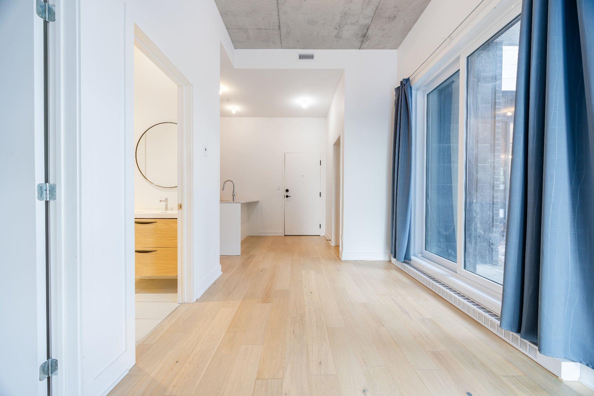 









7227


Boul. Newman

, 112,
Montréal (LaSalle),




QC
H8N0H7

