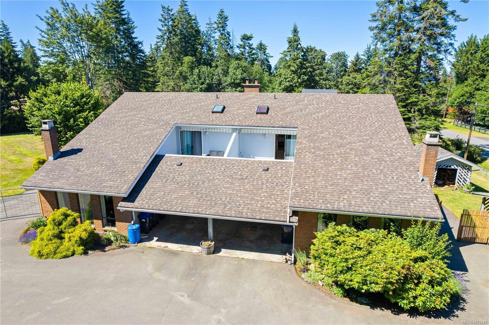 









153


Bald Eagle

Cres, A & B,
Bowser,




BC
V0R 1G0

