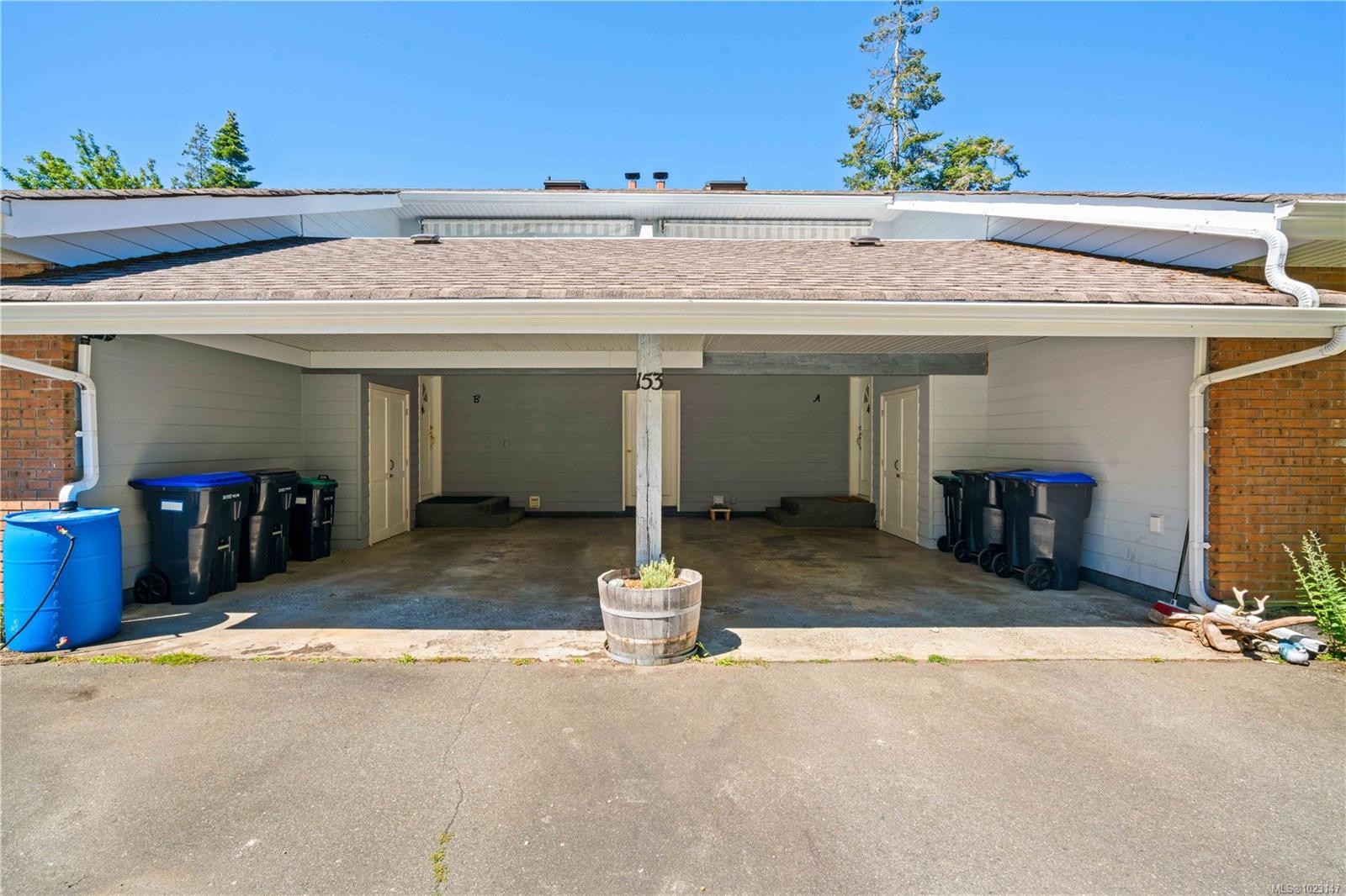 









153


Bald Eagle

Cres, A & B,
Bowser,




BC
V0R 1G0

