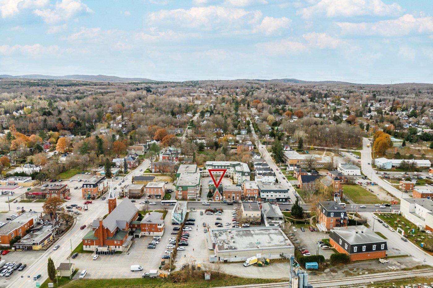 









127


Rue Queen

,
Sherbrooke (Lennoxville),




QC
J1M1J7

