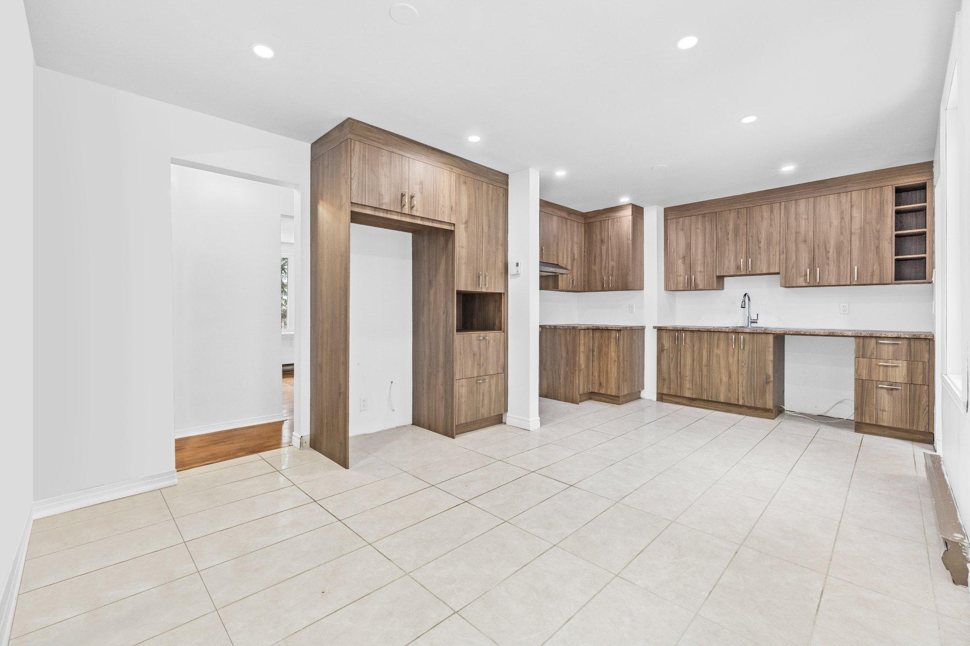 









2605

 - 2607


Rue St-Germain

,
Montréal (Mercier/Hochelaga-Maisonneuve),




QC
H1W2V2

