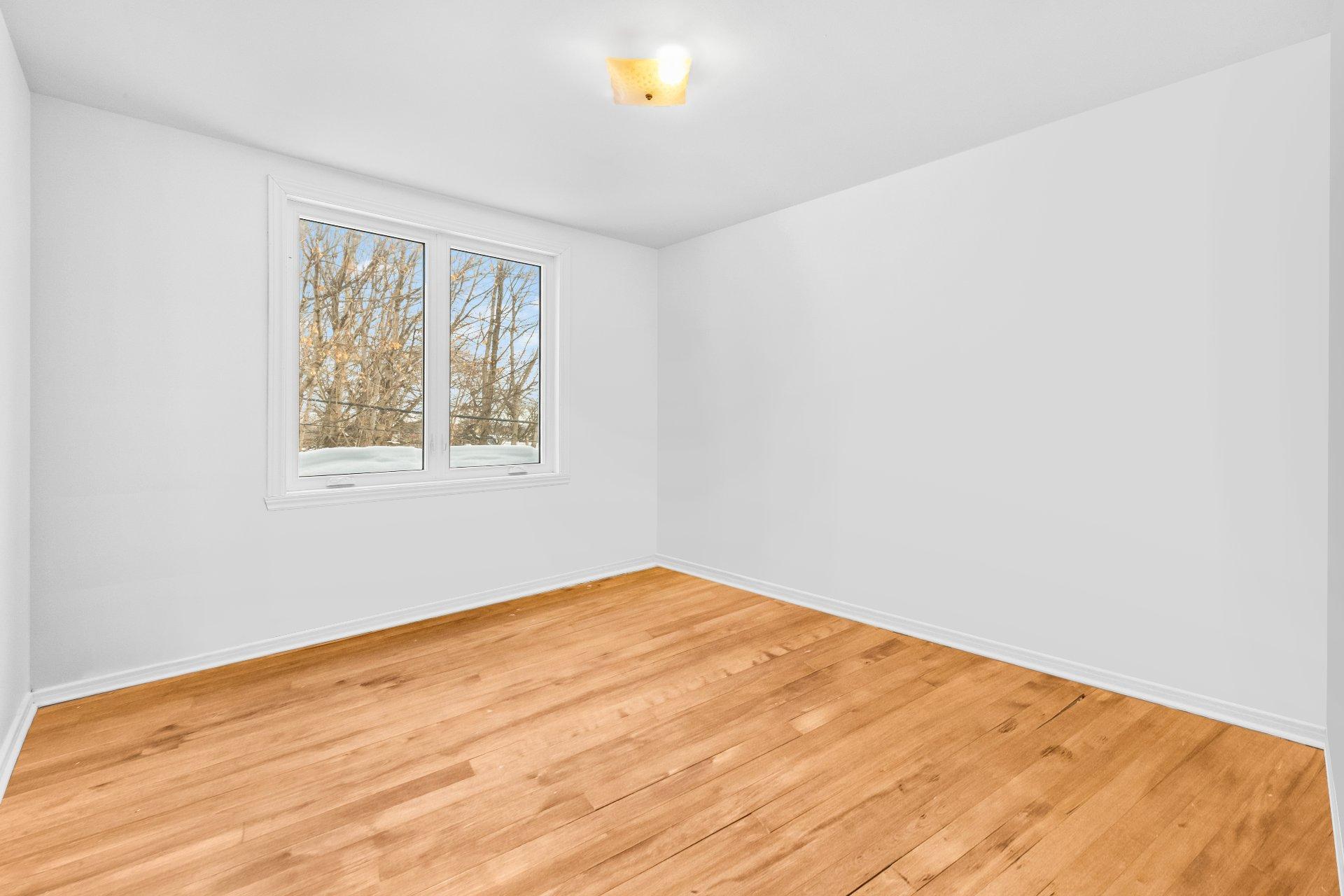 









2605

 - 2607


Rue St-Germain

,
Montréal (Mercier/Hochelaga-Maisonneuve),




QC
H1W2V2

