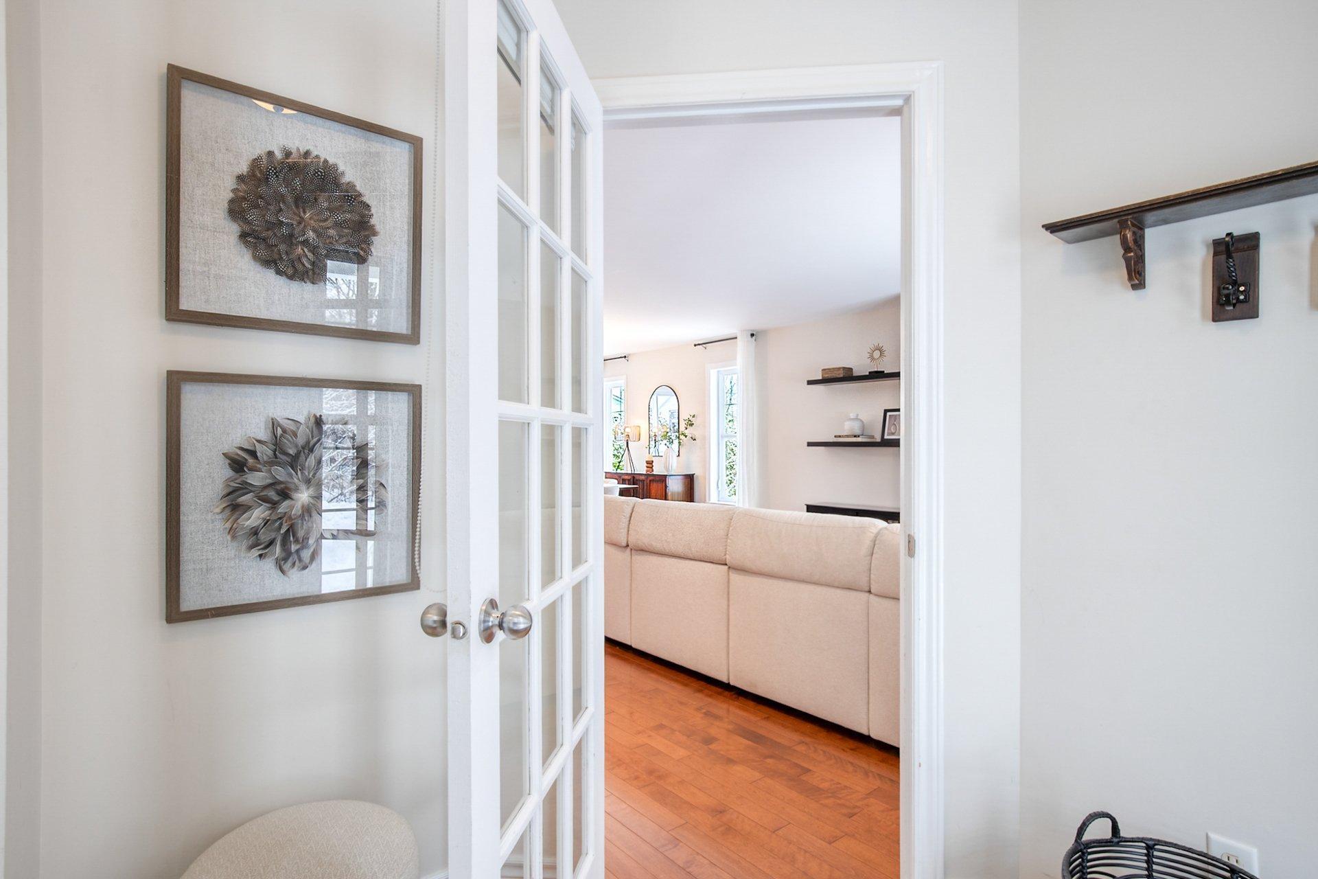 









27


Rue du Ruisseau

,
Saint-Basile-le-Grand,




QC
J3N1W4

