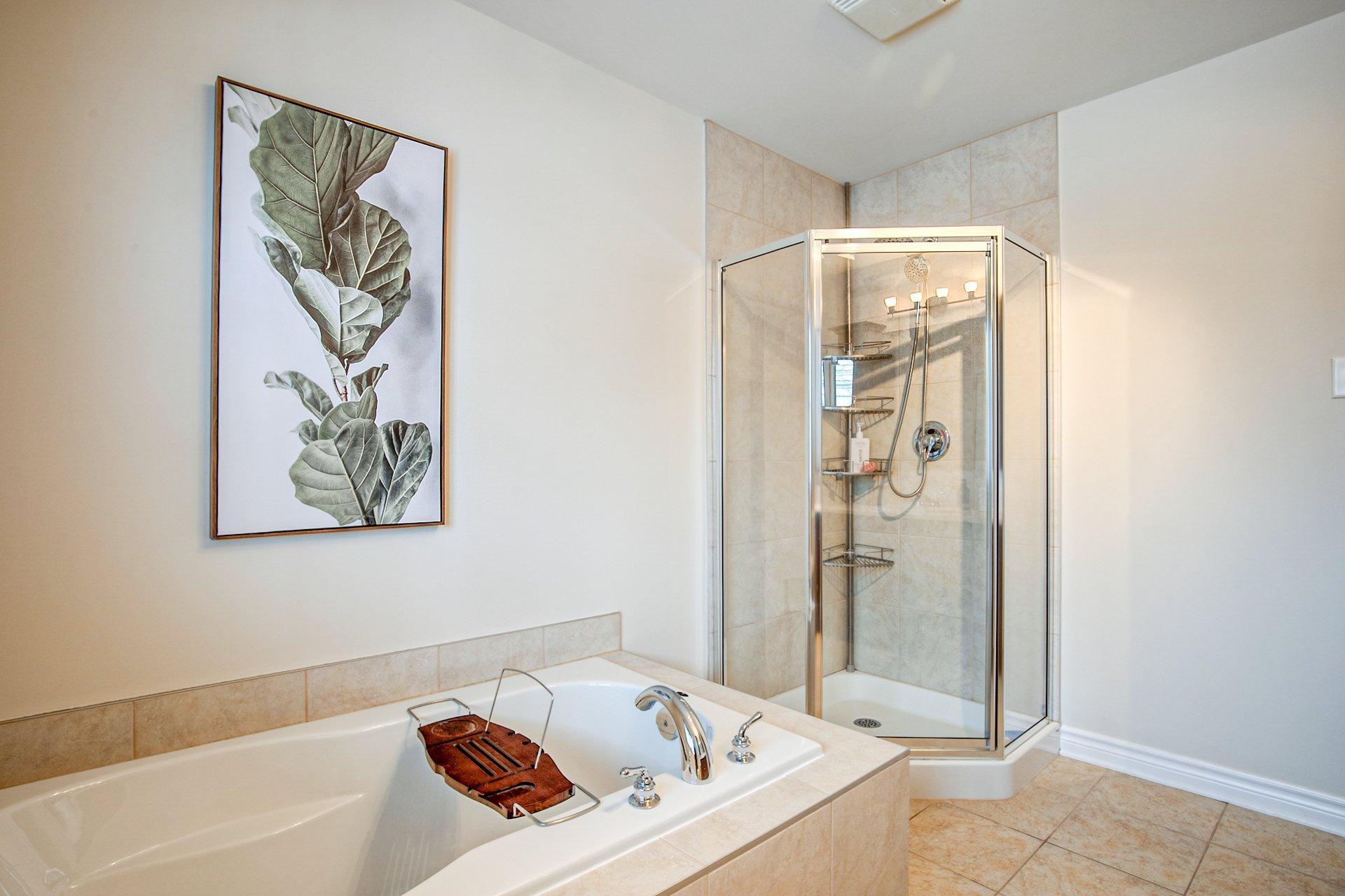 









27


Rue du Ruisseau

,
Saint-Basile-le-Grand,




QC
J3N1W4

