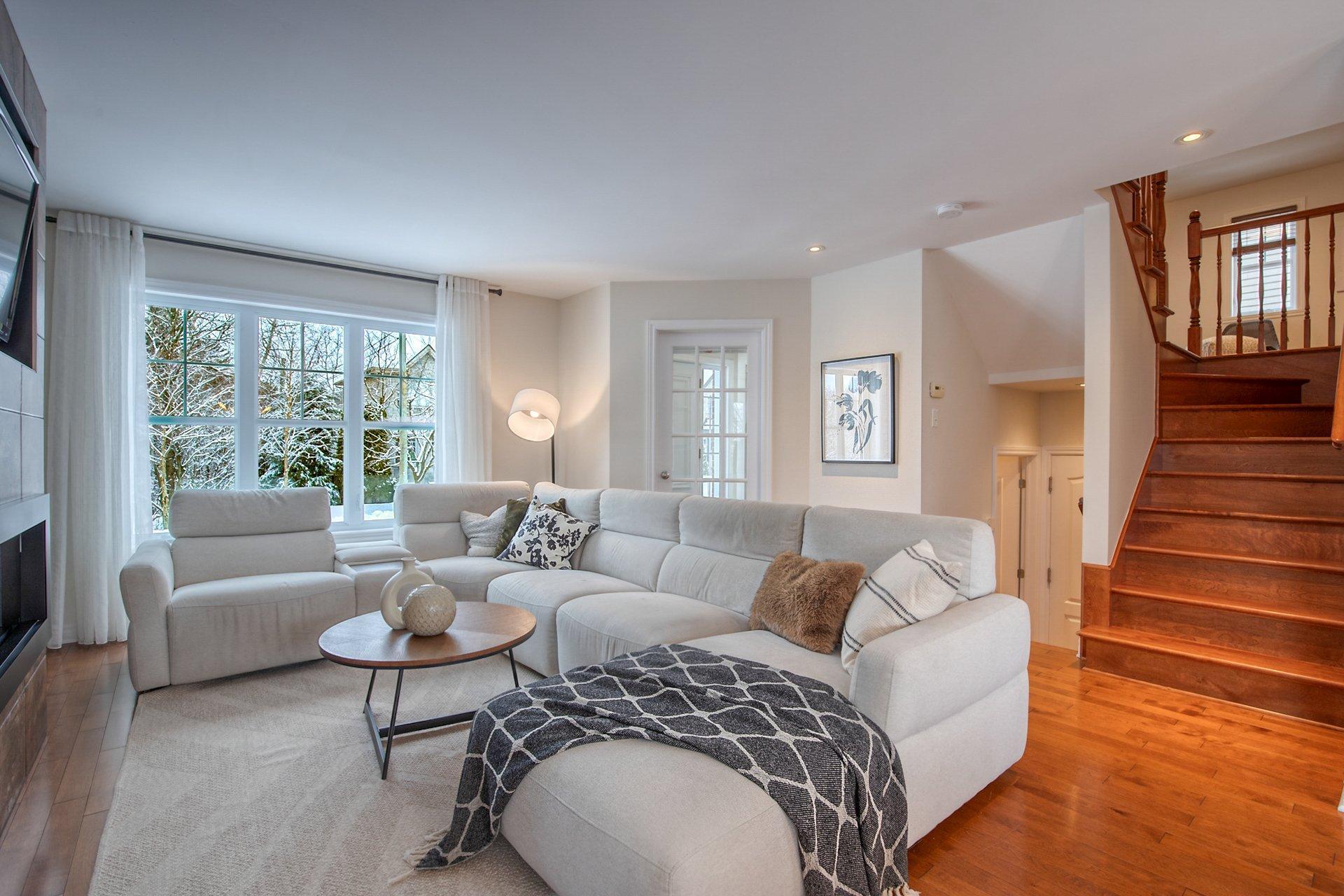 









27


Rue du Ruisseau

,
Saint-Basile-le-Grand,




QC
J3N1W4

