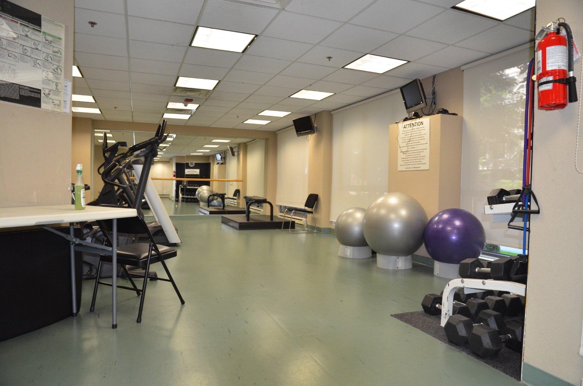 









1700


Boul. René-Lévesque O.

, 607,
Montréal (Ville-Marie),




QC
H3H2V1

