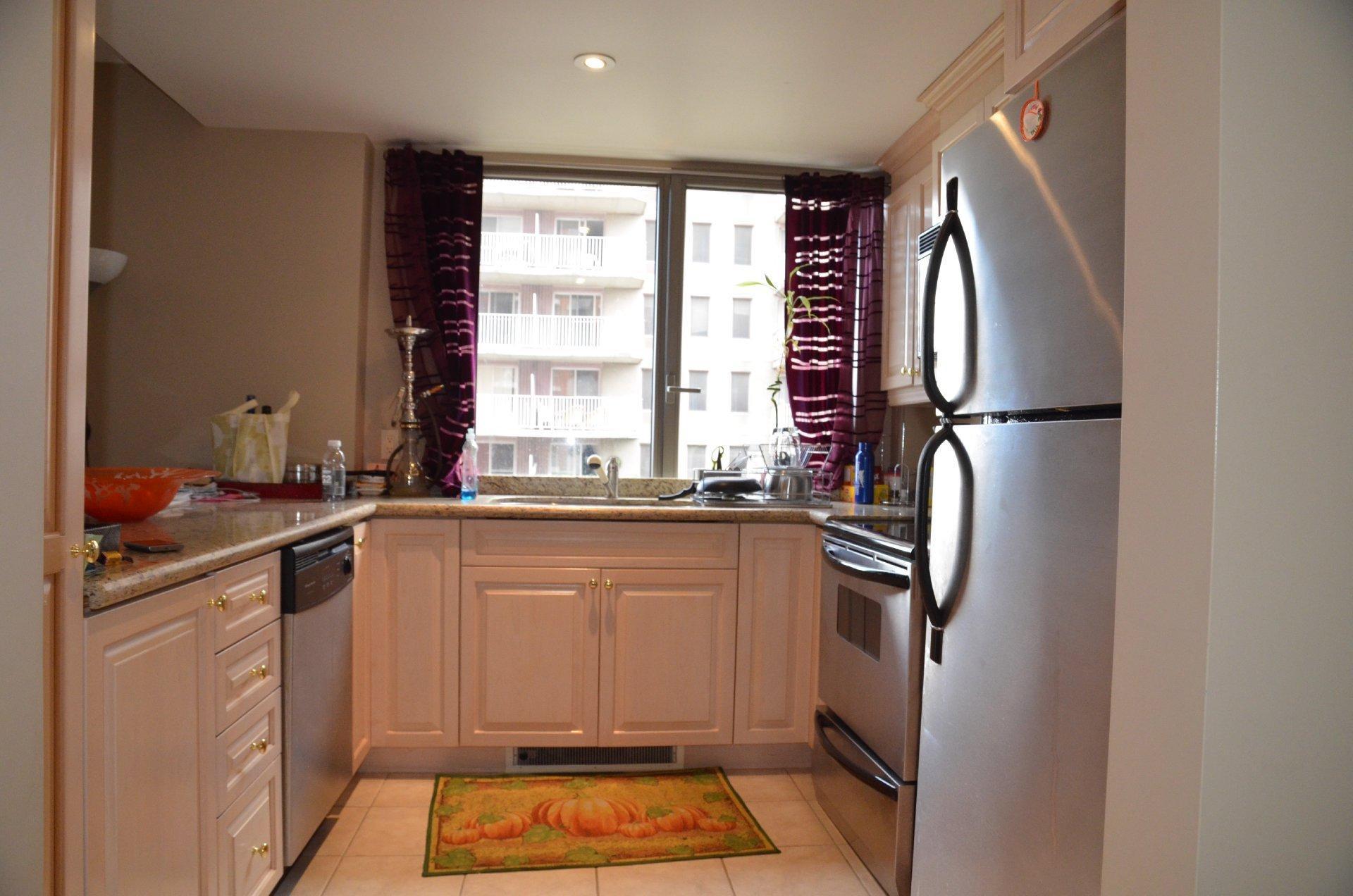 









1700


Boul. René-Lévesque O.

, 607,
Montréal (Ville-Marie),




QC
H3H2V1

