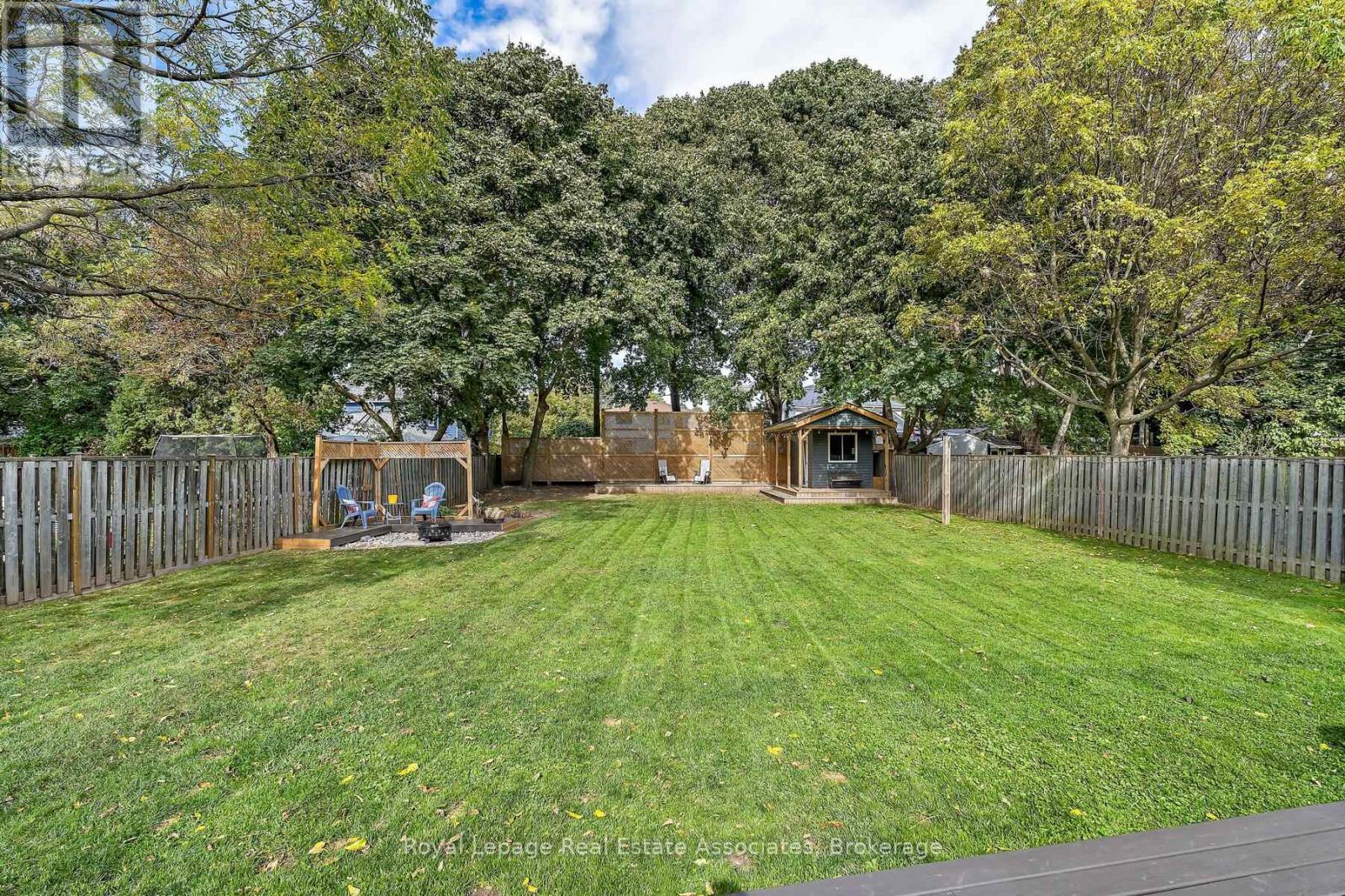 












119 CRESCENT STREET

,
Halton Hills,




Ontario
L7J2E1

