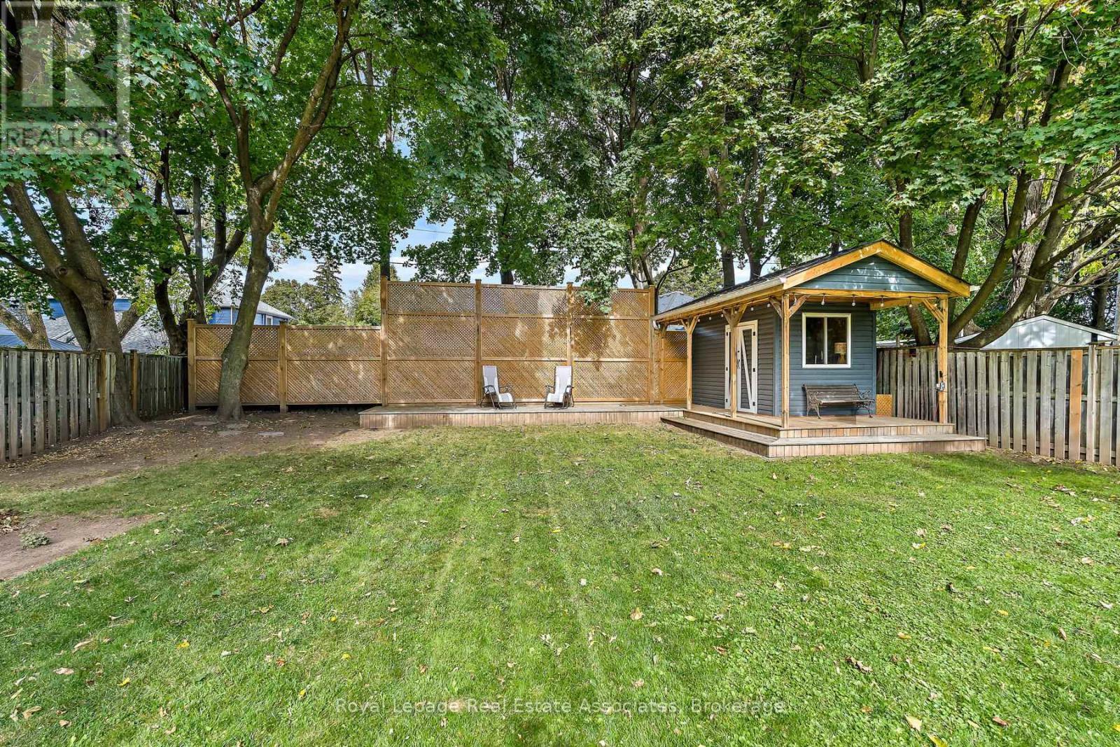 












119 CRESCENT STREET

,
Halton Hills,




Ontario
L7J2E1

